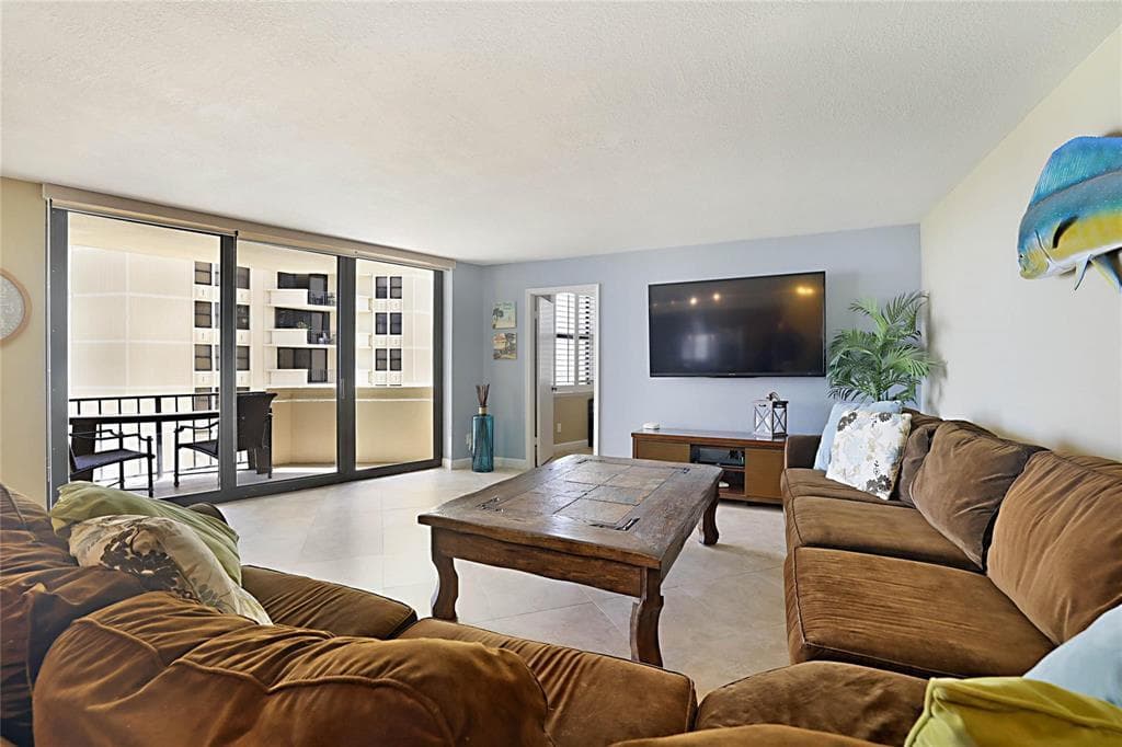 2800 N Ocean Drive B-9d, Singer Island, FL 33404 — photo 3 of 41