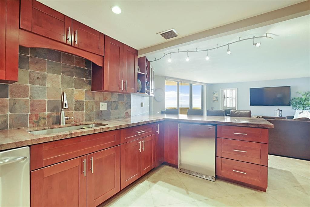 2800 N Ocean Drive B-9d, Singer Island, FL 33404 — photo 13 of 41