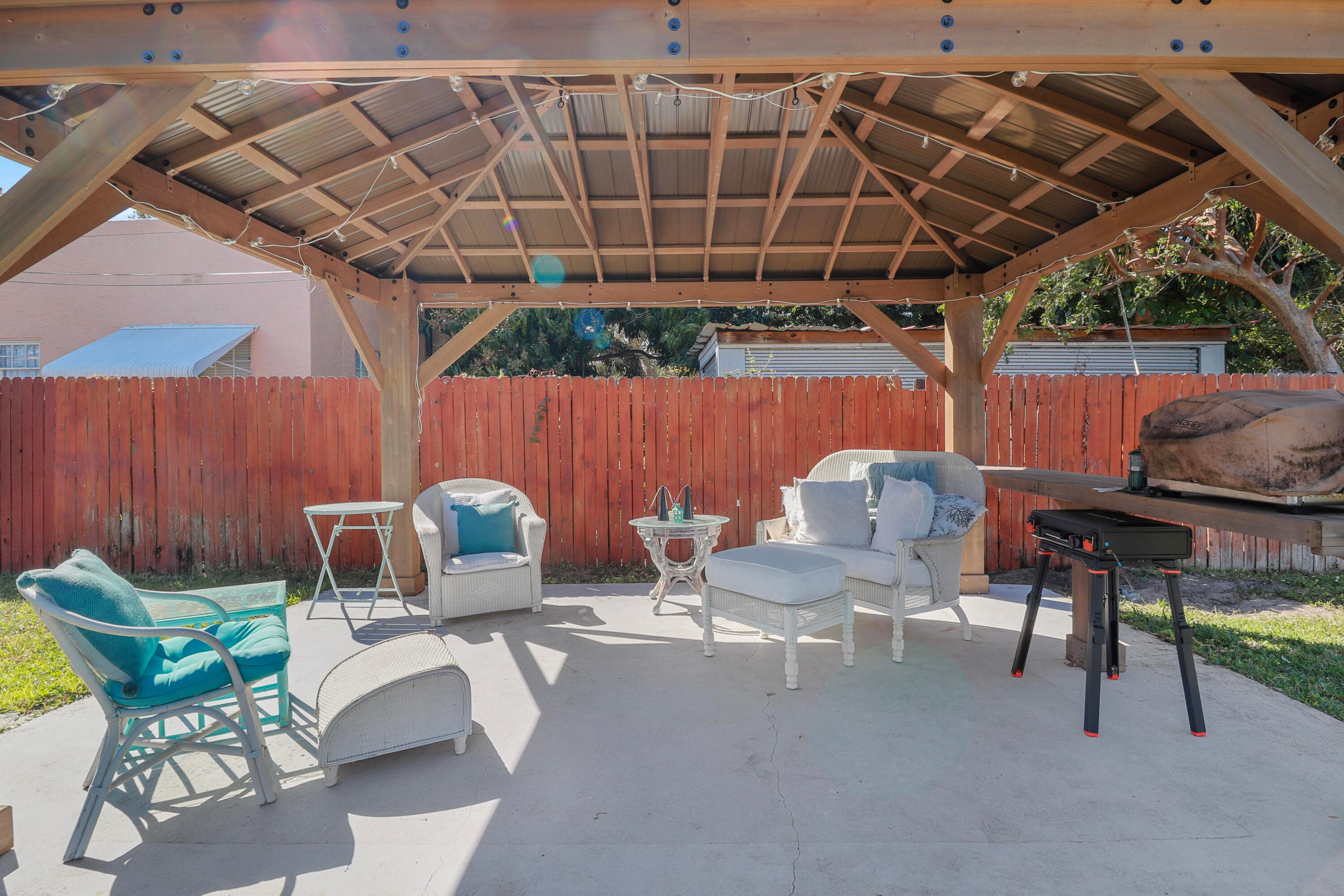301 Hawthorne Drive, Lake Park, FL 33403 — photo 11 of 39