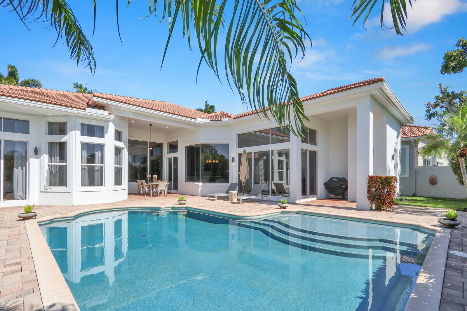 528 Les Jardin Drive, Palm Beach Gardens, FL 33410 — photo 40 of 72