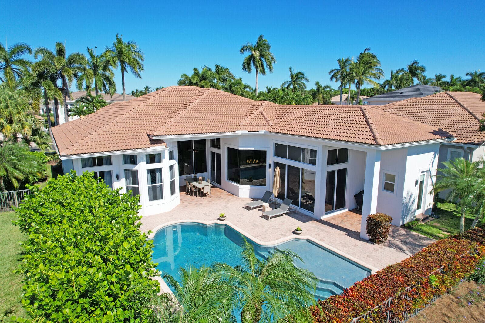 528 Les Jardin Drive, Palm Beach Gardens, FL 33410 — photo 1 of 72