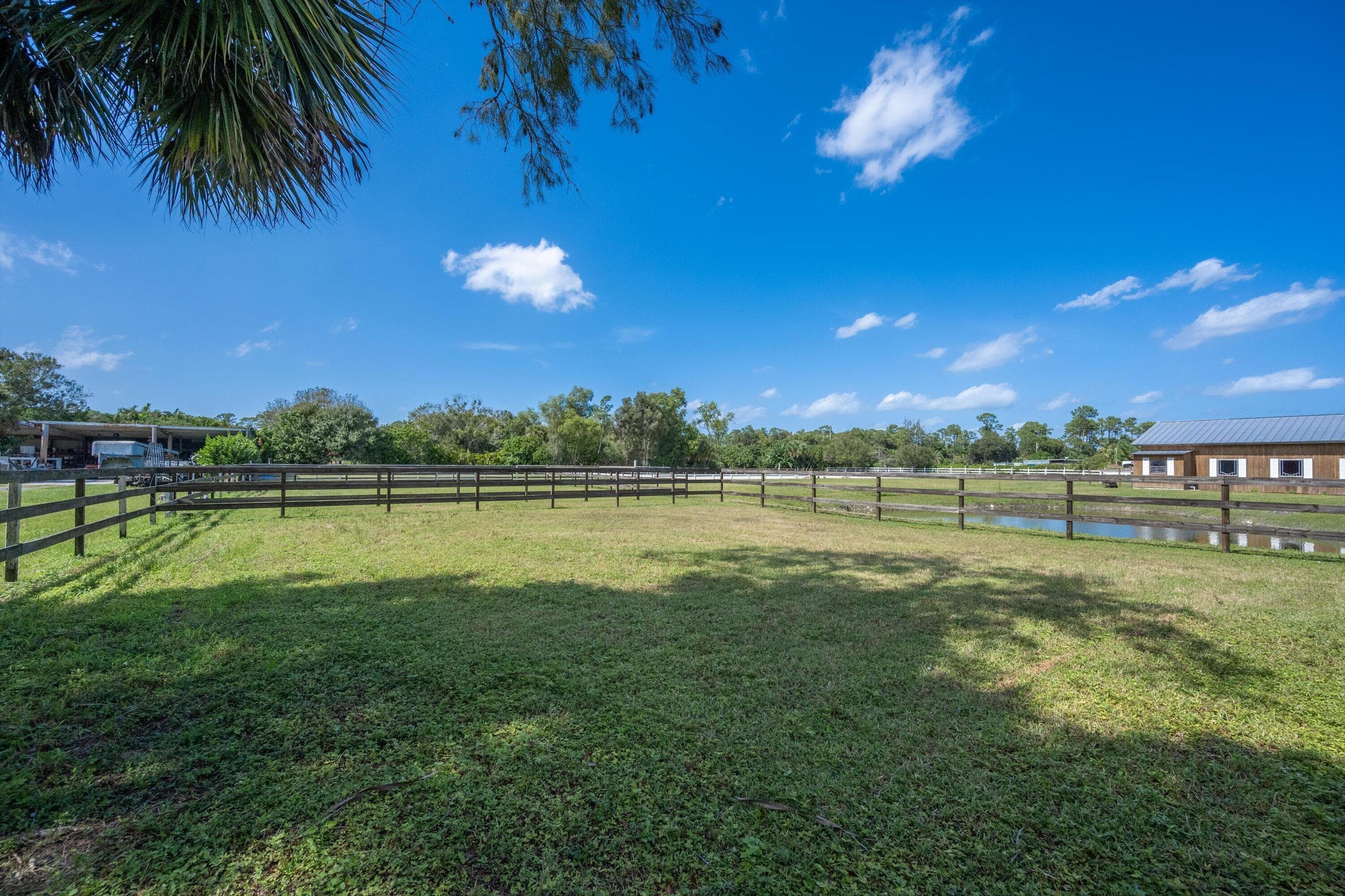 13717 E Citrus Drive, Loxahatchee Groves, FL 33470 — photo 32 of 41