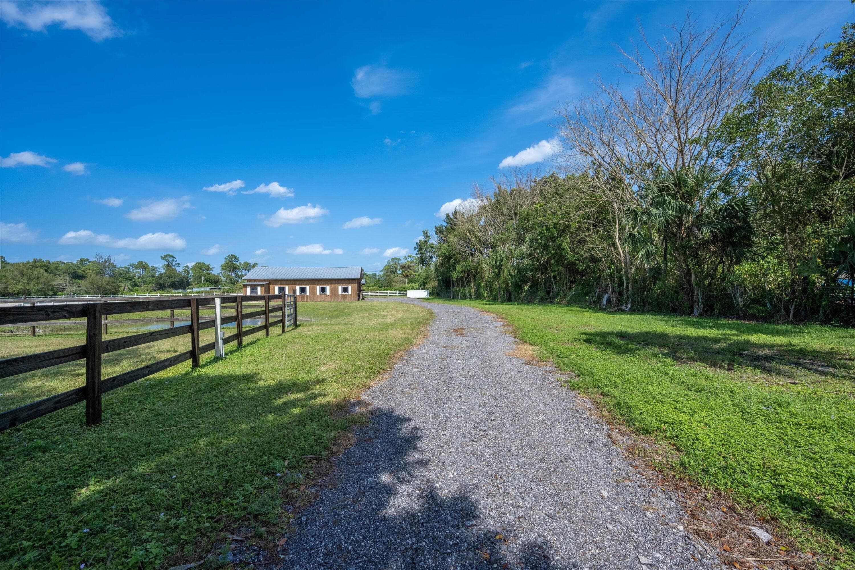 13717 E Citrus Drive, Loxahatchee Groves, FL 33470 — photo 34 of 41