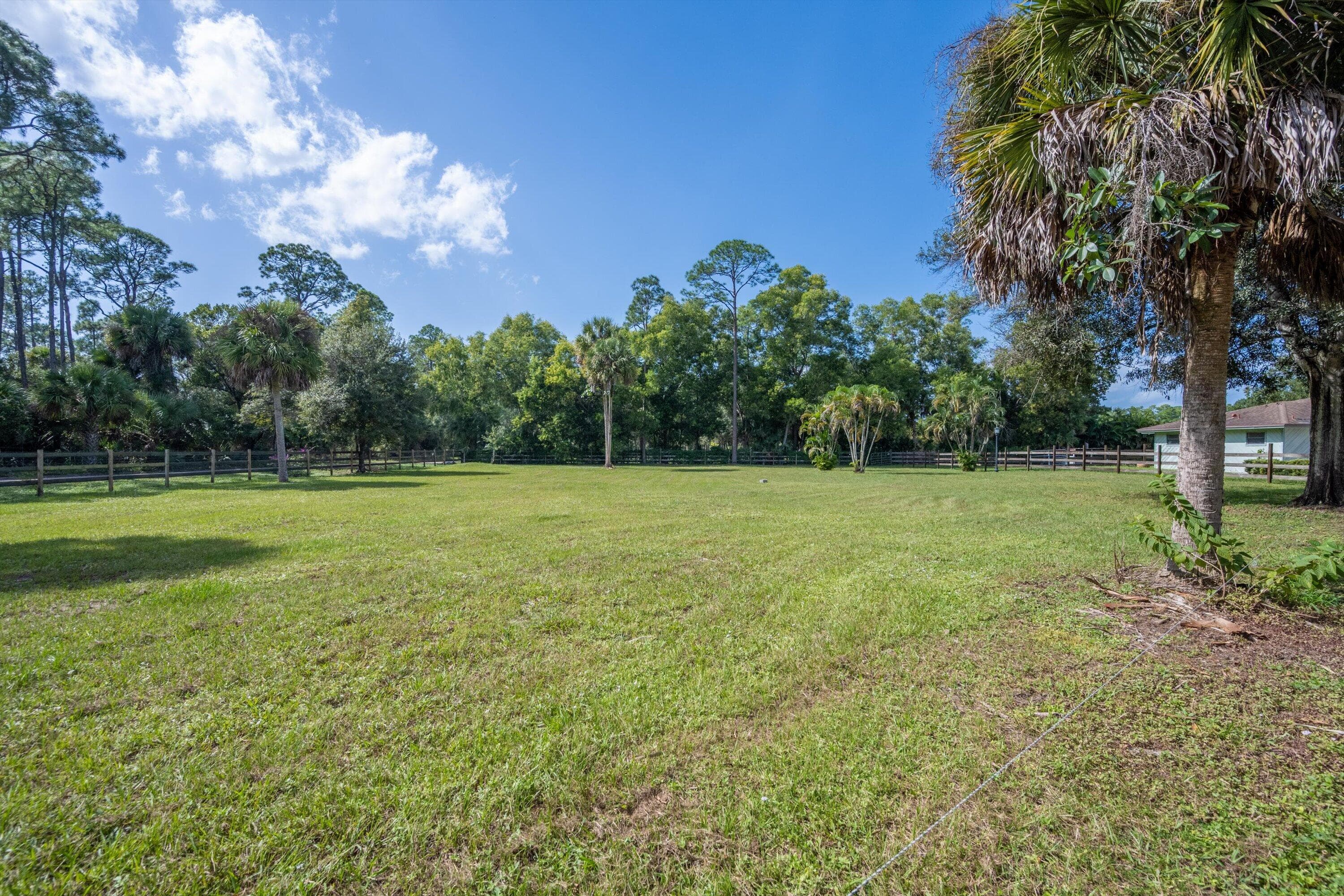 13717 E Citrus Drive, Loxahatchee Groves, FL 33470 — photo 38 of 41
