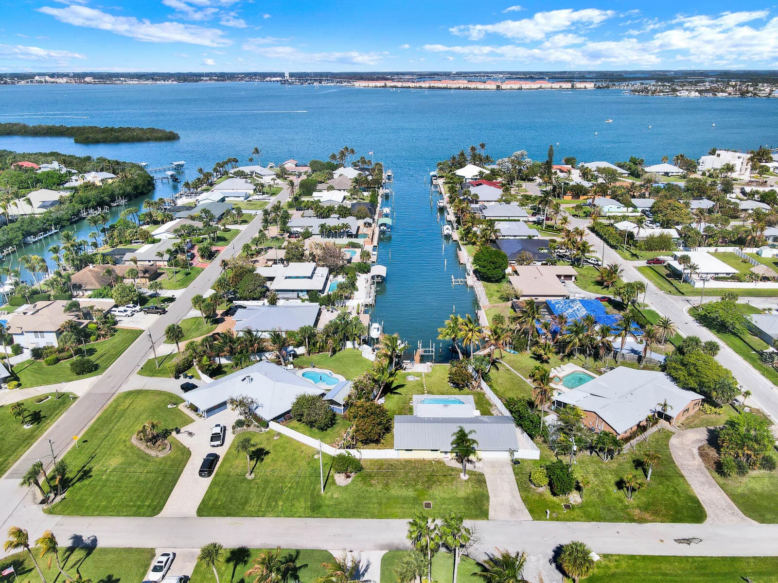 1902 Mimosa Avenue, Fort Pierce, FL 34949 — photo 7 of 62