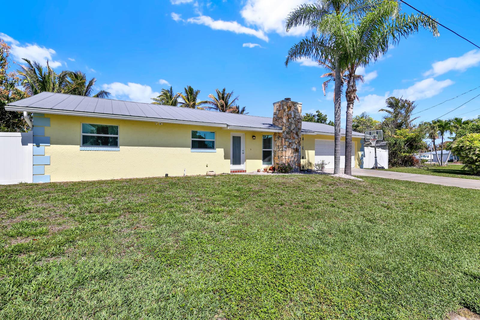 1902 Mimosa Avenue, Fort Pierce, FL 34949 — photo 16 of 62