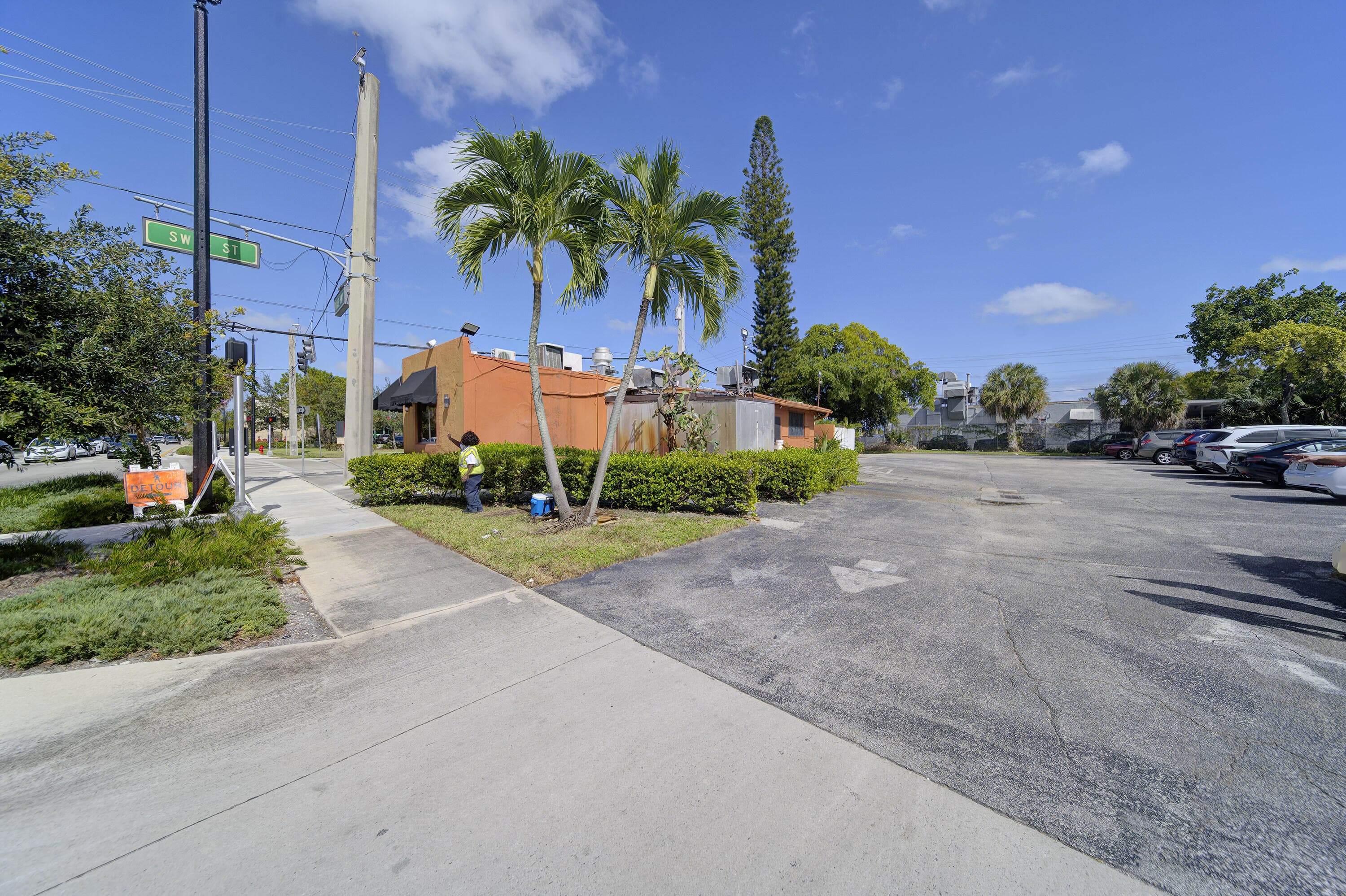 600 S Dixie Hwy W W, Pompano Beach, FL — photo 9 of 21
