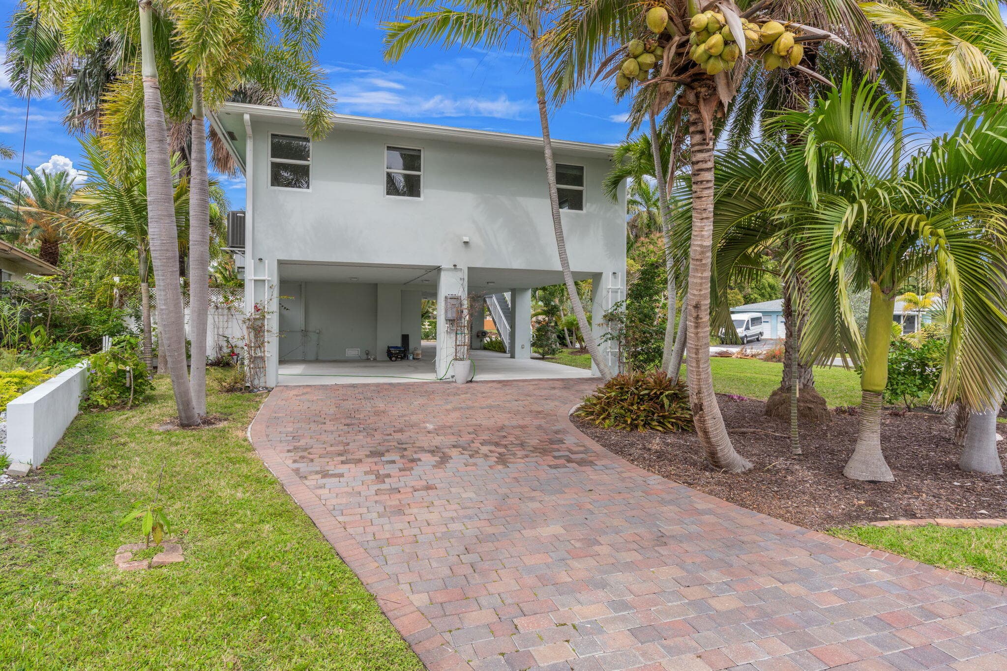 2510 N Lake Dr Drive N, Boynton Beach, FL 33435 — photo 2 of 52