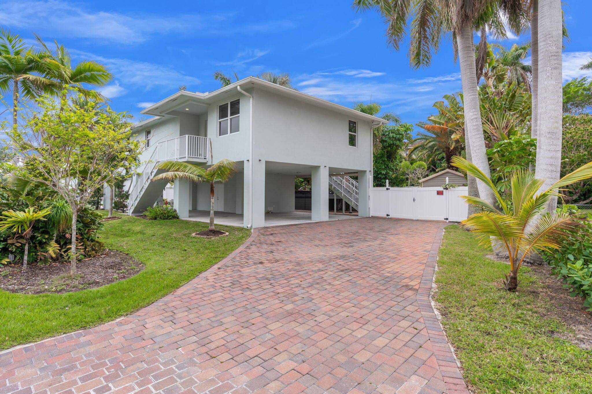2510 N Lake Dr Drive N, Boynton Beach, FL 33435 — photo 3 of 52