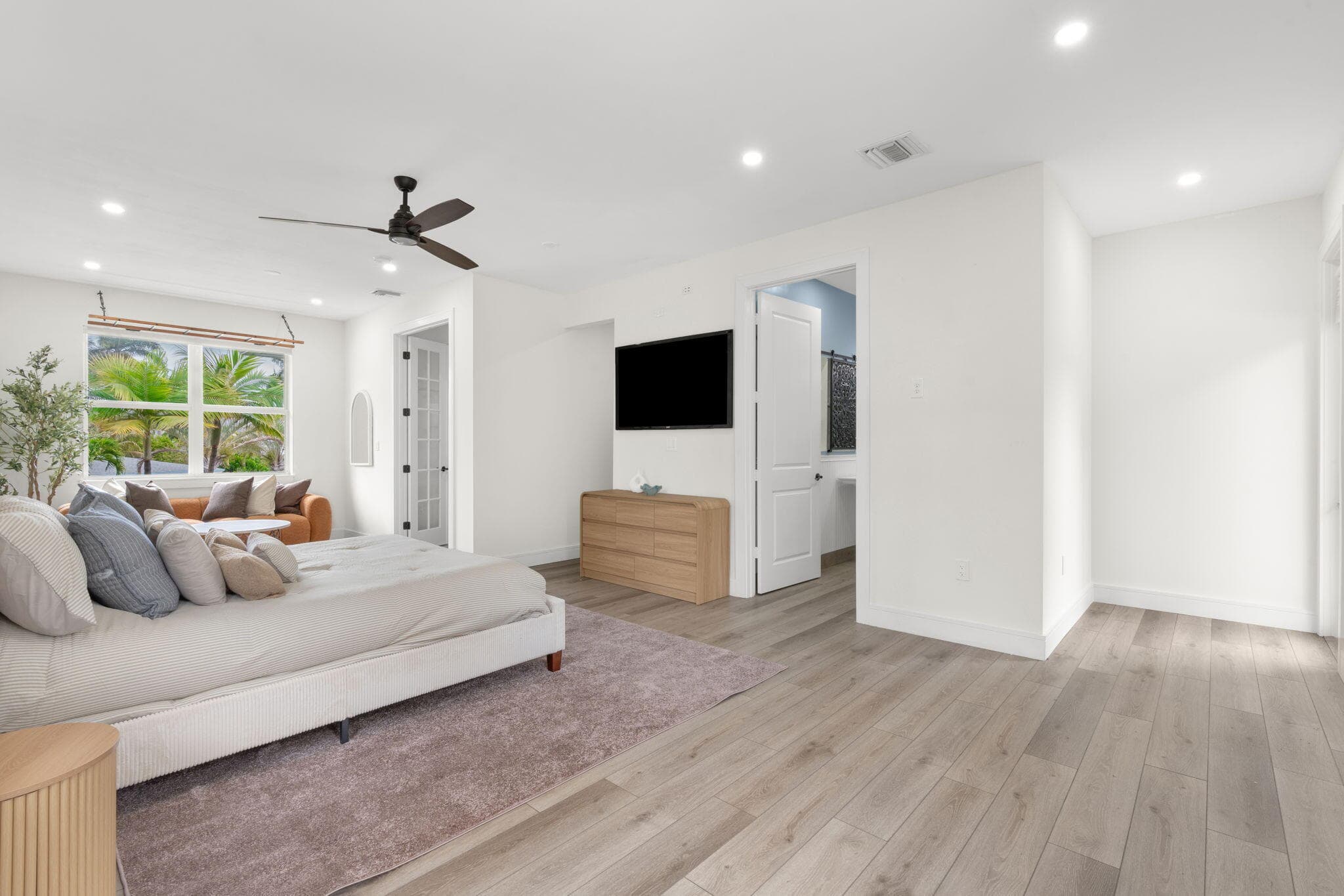 2510 N Lake Dr Drive N, Boynton Beach, FL 33435 — photo 13 of 52