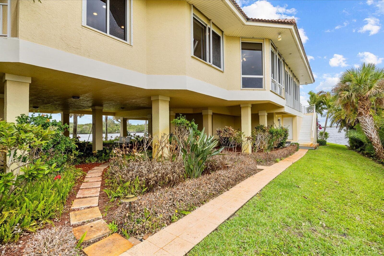 12198 SE Riverbend Lane, Port St. Lucie, FL 34984 — photo 106 of 125