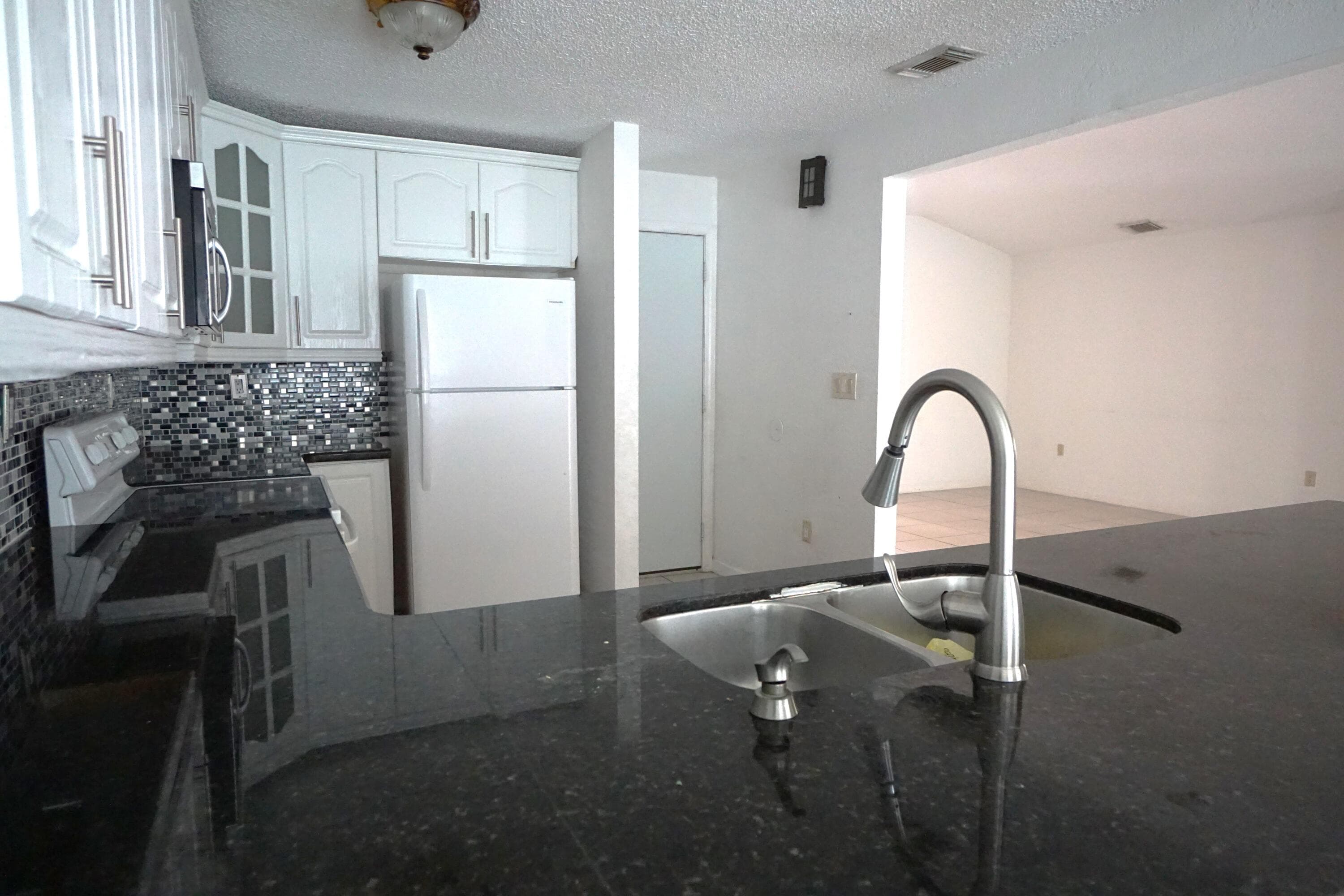 18011 SW 139th Court, Miami, FL 33177 — photo 5 of 21