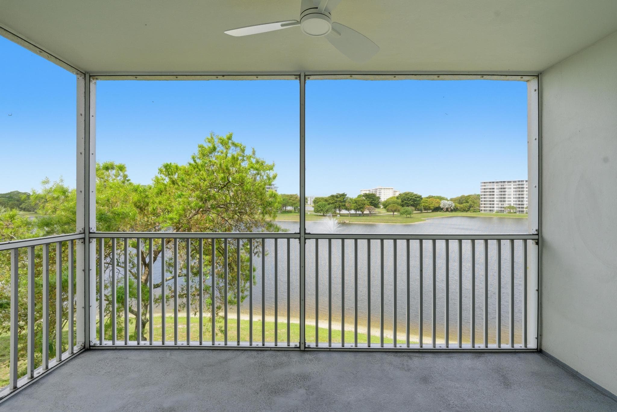 2801 N Palm Aire Drive 402, Pompano Beach, FL 33069 — photo 14 of 23