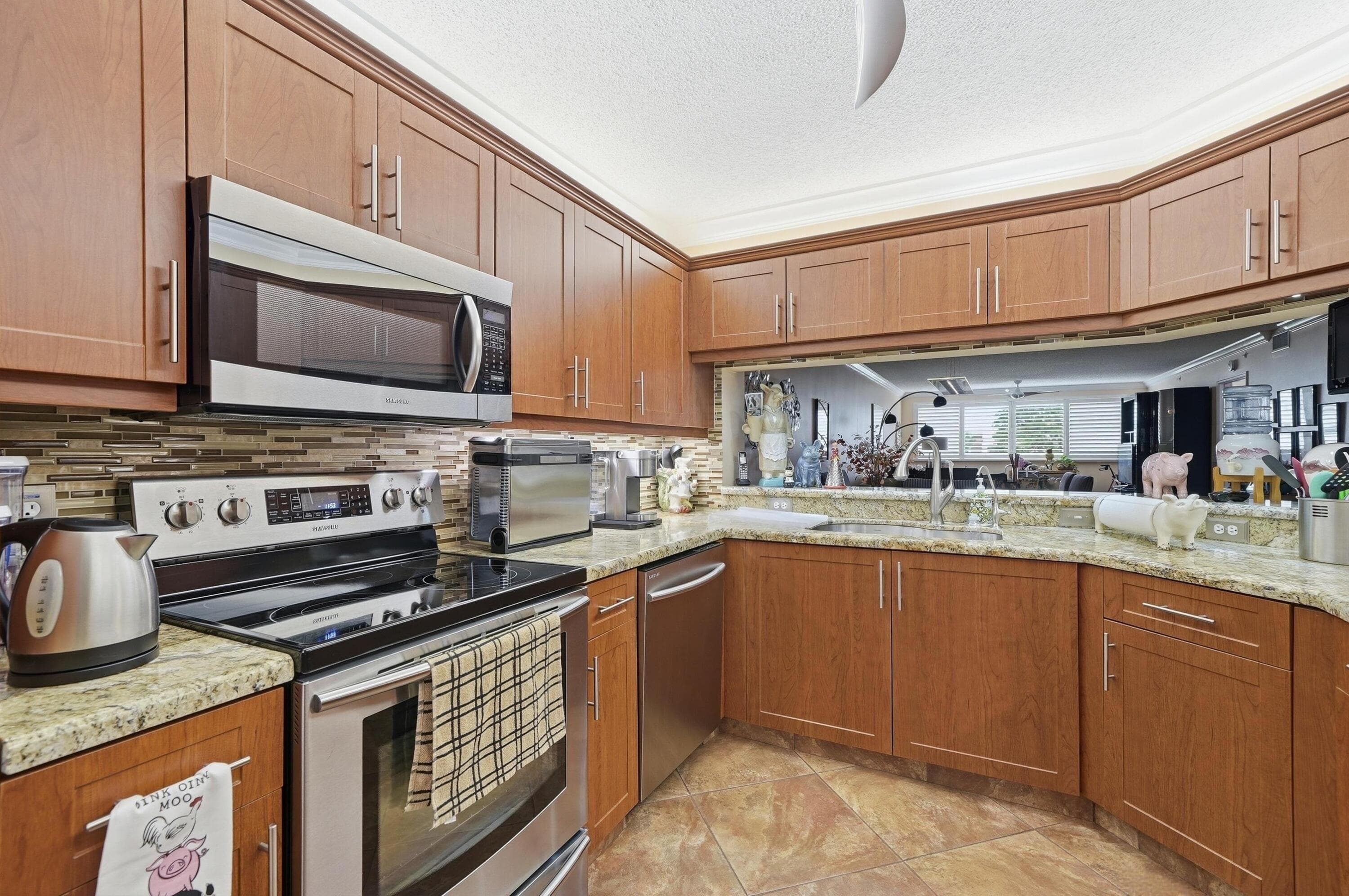 2541 N Nob Hill Road 302, Sunrise, FL 33322 — photo 9 of 24