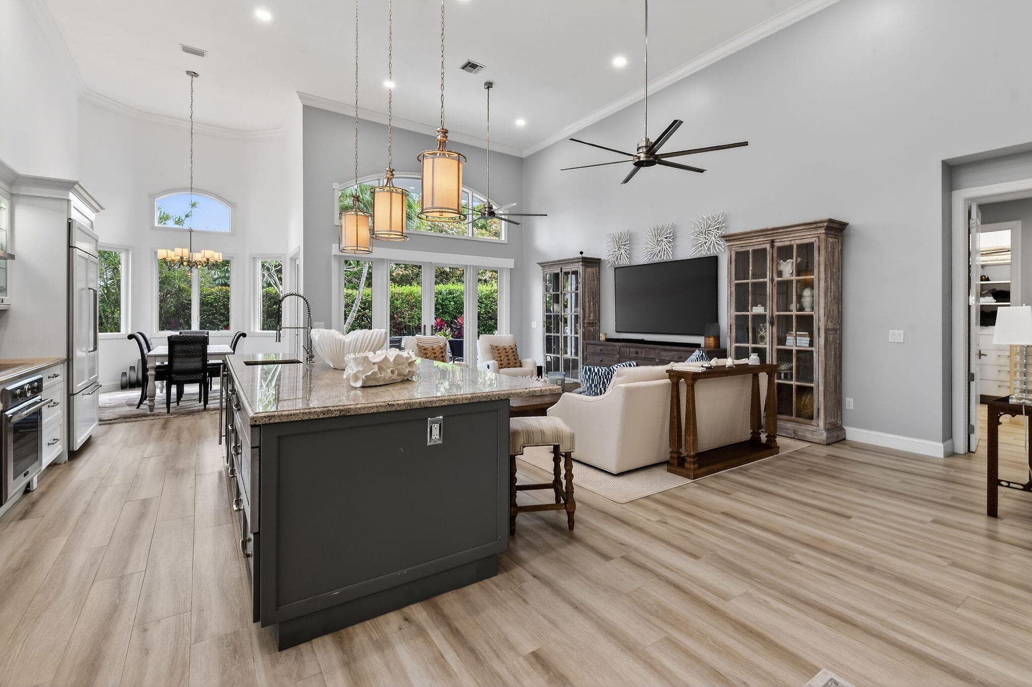 302 Alicante Drive, Juno Beach, FL 33408 — photo 4 of 38