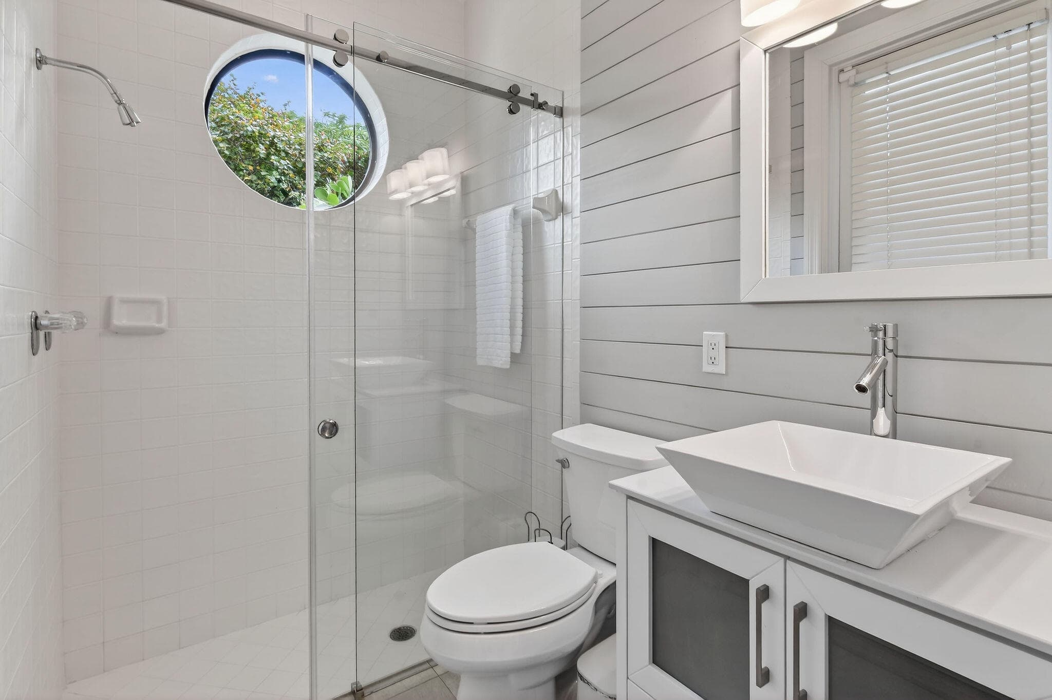 302 Alicante Drive, Juno Beach, FL 33408 — photo 19 of 38