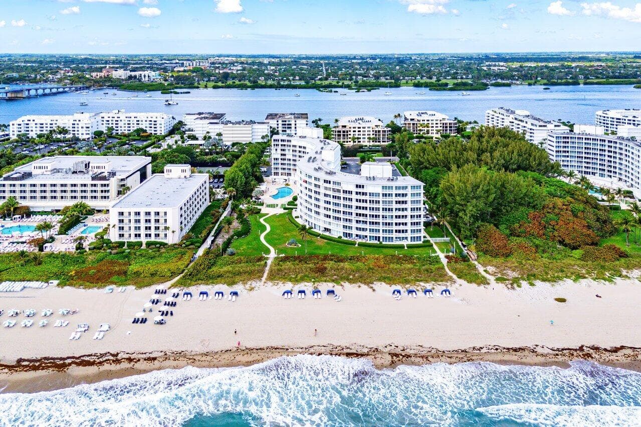 2780 S Ocean Boulevard 805, Palm Beach, FL 33480 — photo 3 of 47