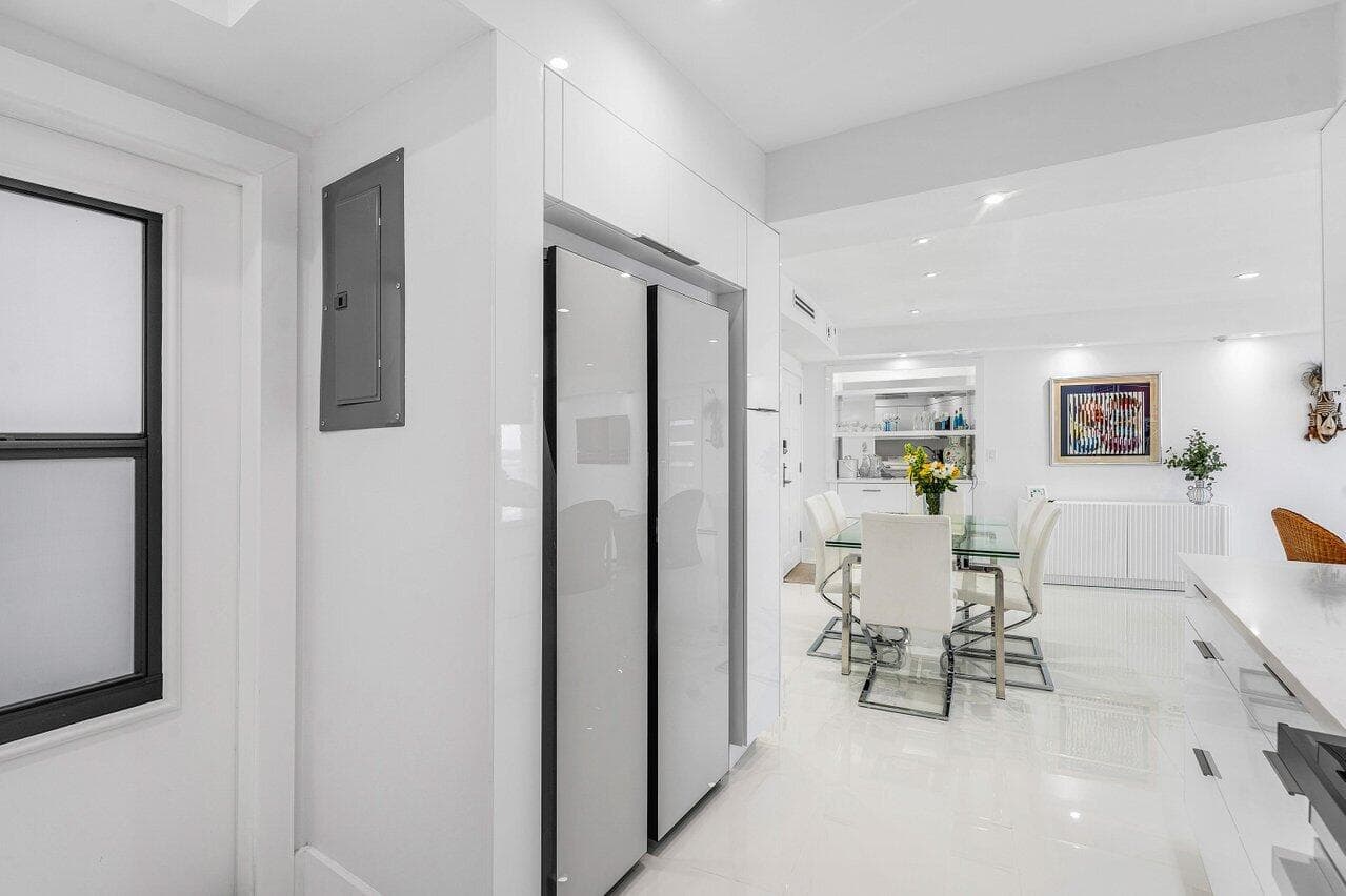 2780 S Ocean Boulevard 805, Palm Beach, FL 33480 — photo 25 of 47