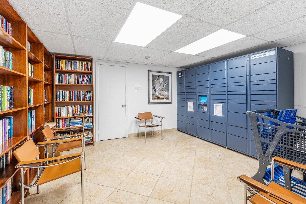 2780 S Ocean Boulevard 805, Palm Beach, FL 33480 — photo 39 of 47