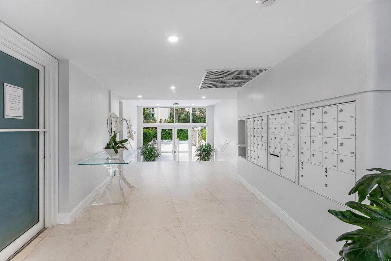2780 S Ocean Boulevard 805, Palm Beach, FL 33480 — photo 46 of 47