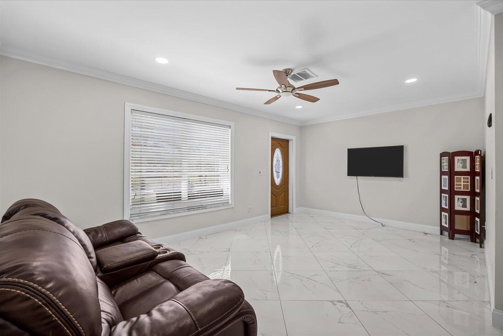 403 NE Oleander Avenue, Port St. Lucie, FL 34952 — photo 4 of 29