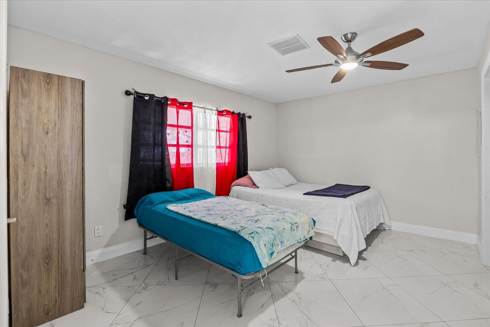 403 NE Oleander Avenue, Port St. Lucie, FL 34952 — photo 13 of 29