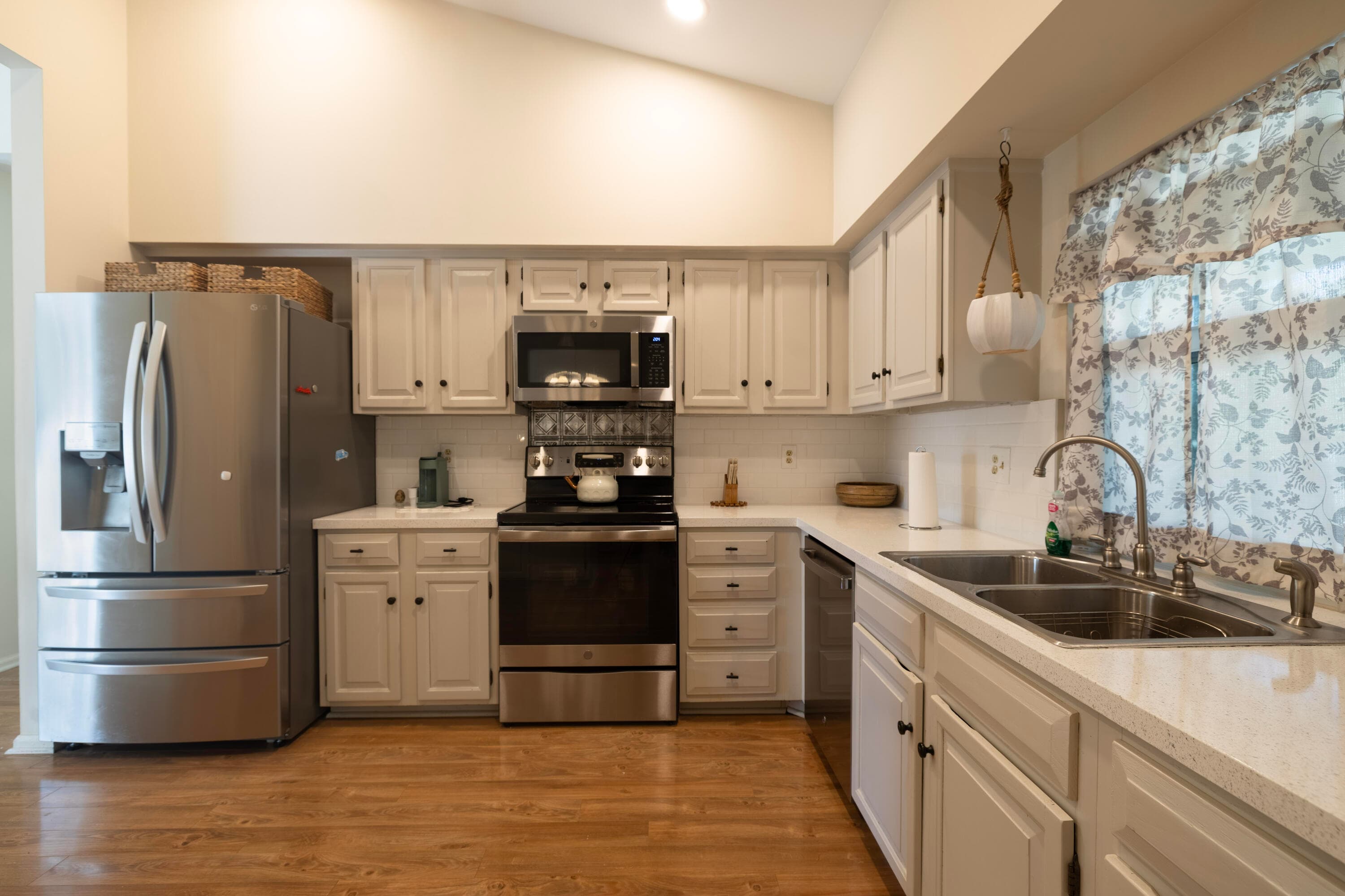 10195 Greentrail Drive, Boynton Beach, FL 33436 — photo 16 of 19