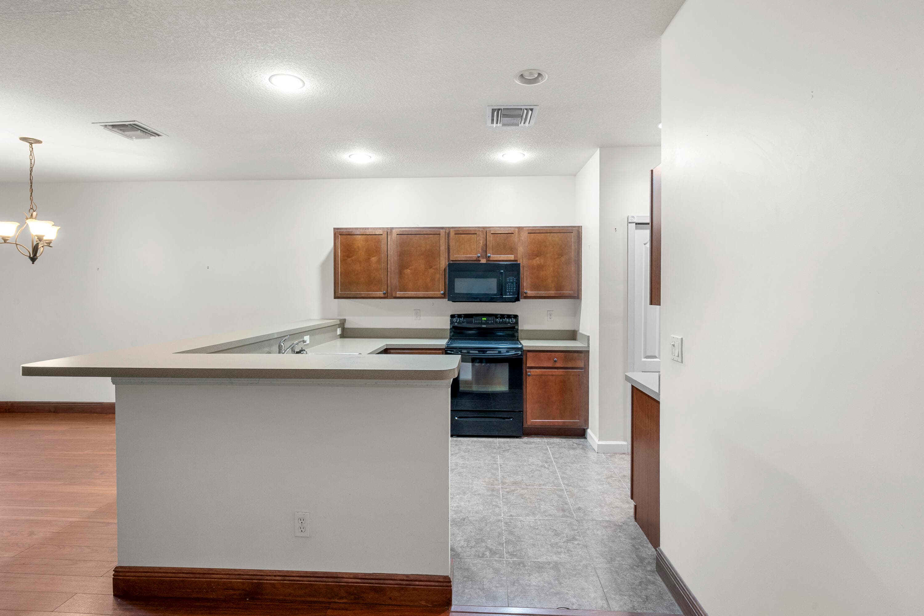 2545 Creekside Drive, Fort Pierce, FL 34981 — photo 9 of 33