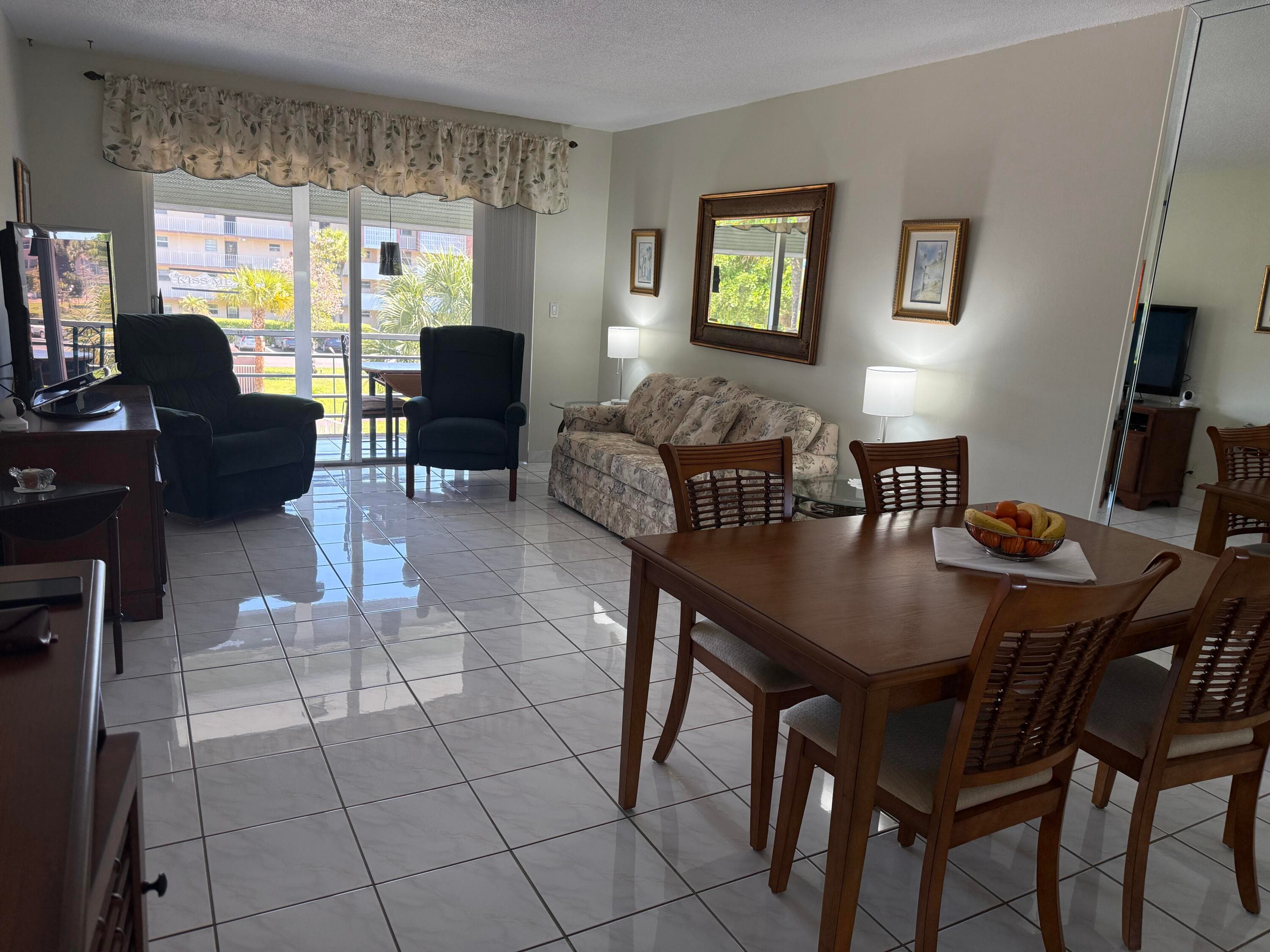2861 NW 47th Terrace 304b, Lauderdale Lakes, FL 33313 — photo 3 of 26