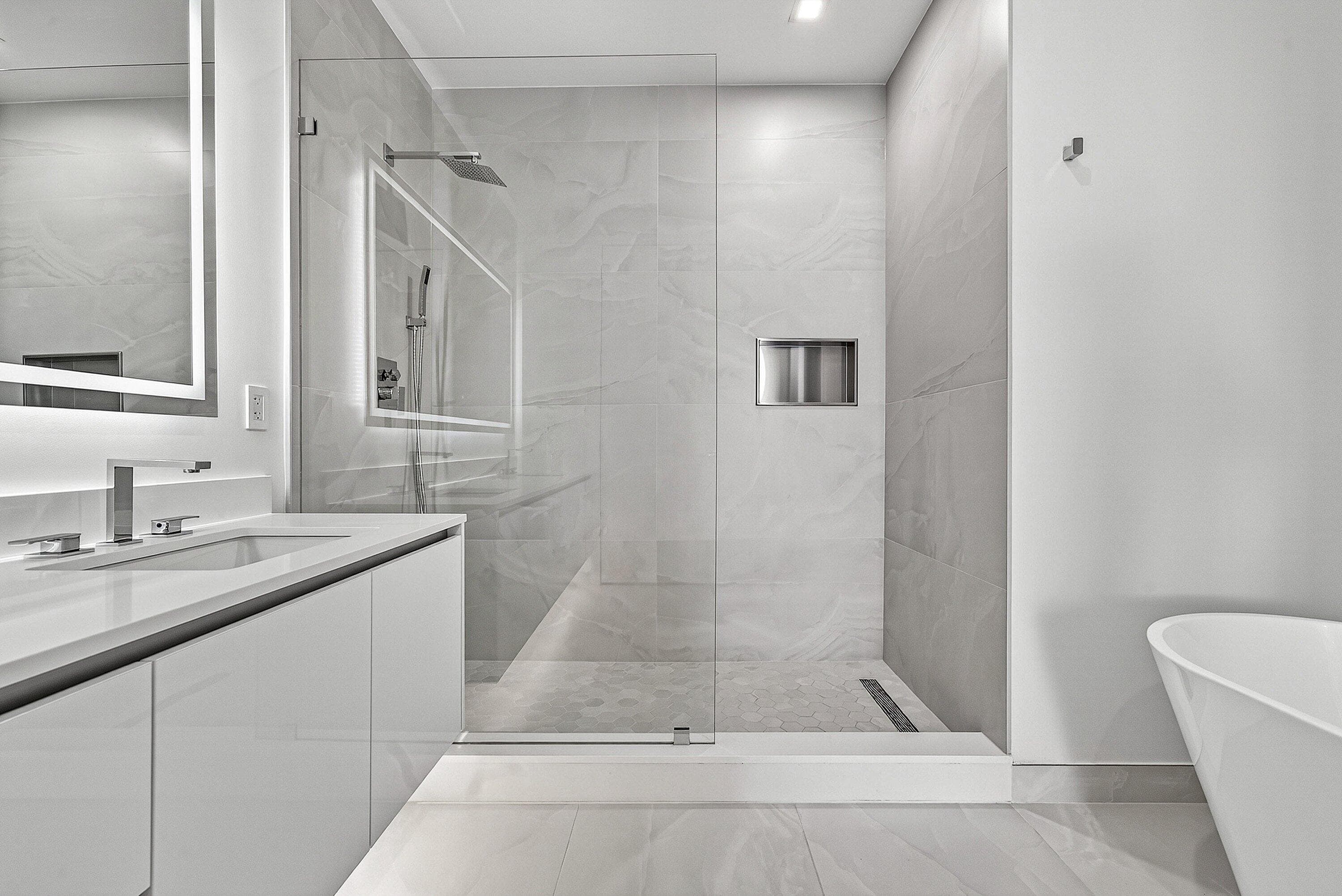 220 Lake Shore Drive 1010, Lake Park, FL 33403 — photo 17 of 46