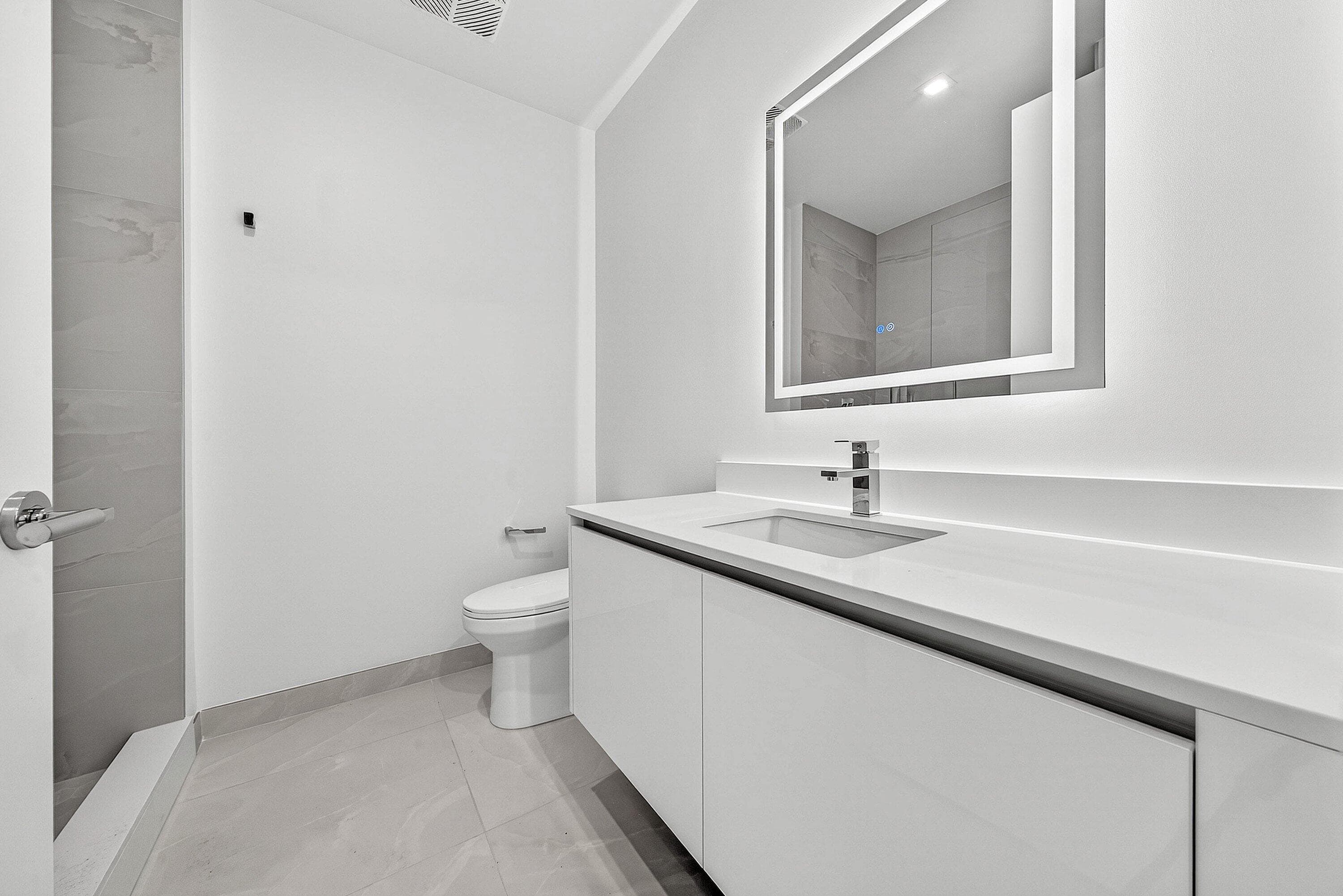 220 Lake Shore Drive 1010, Lake Park, FL 33403 — photo 26 of 46
