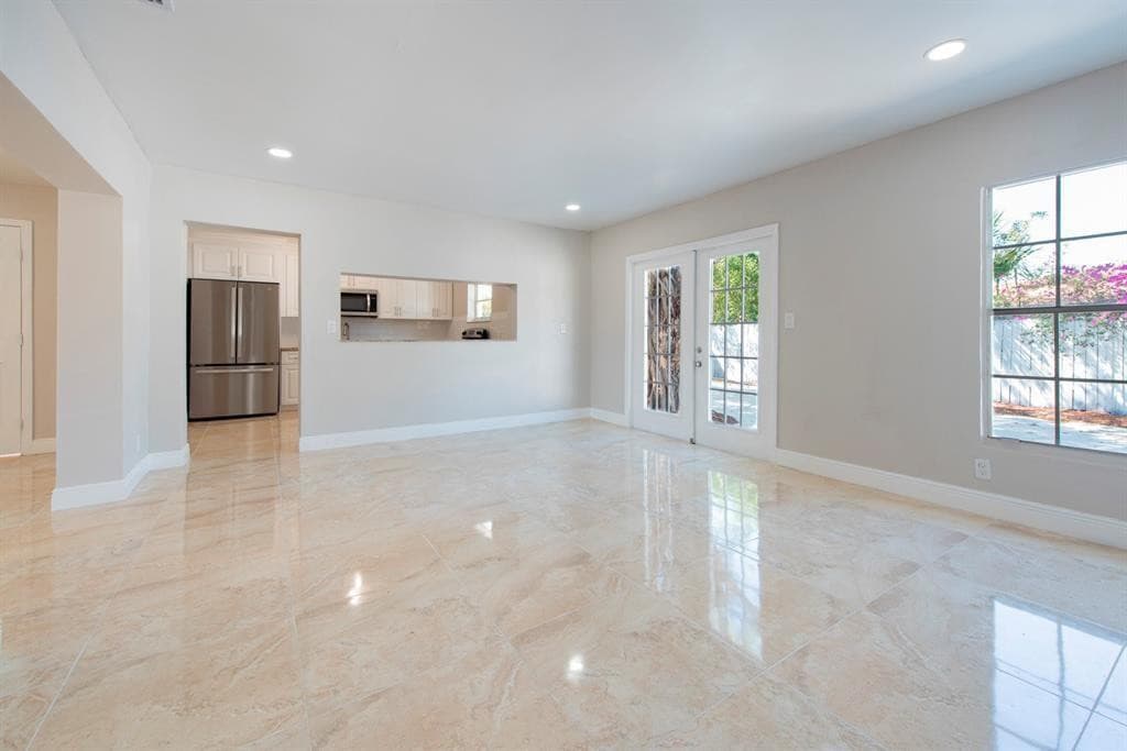 1031 SW 6th Way, Deerfield Beach, FL 33441 — photo 3 of 22
