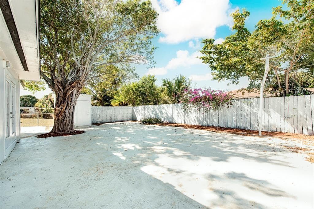 1031 SW 6th Way, Deerfield Beach, FL 33441 — photo 21 of 22
