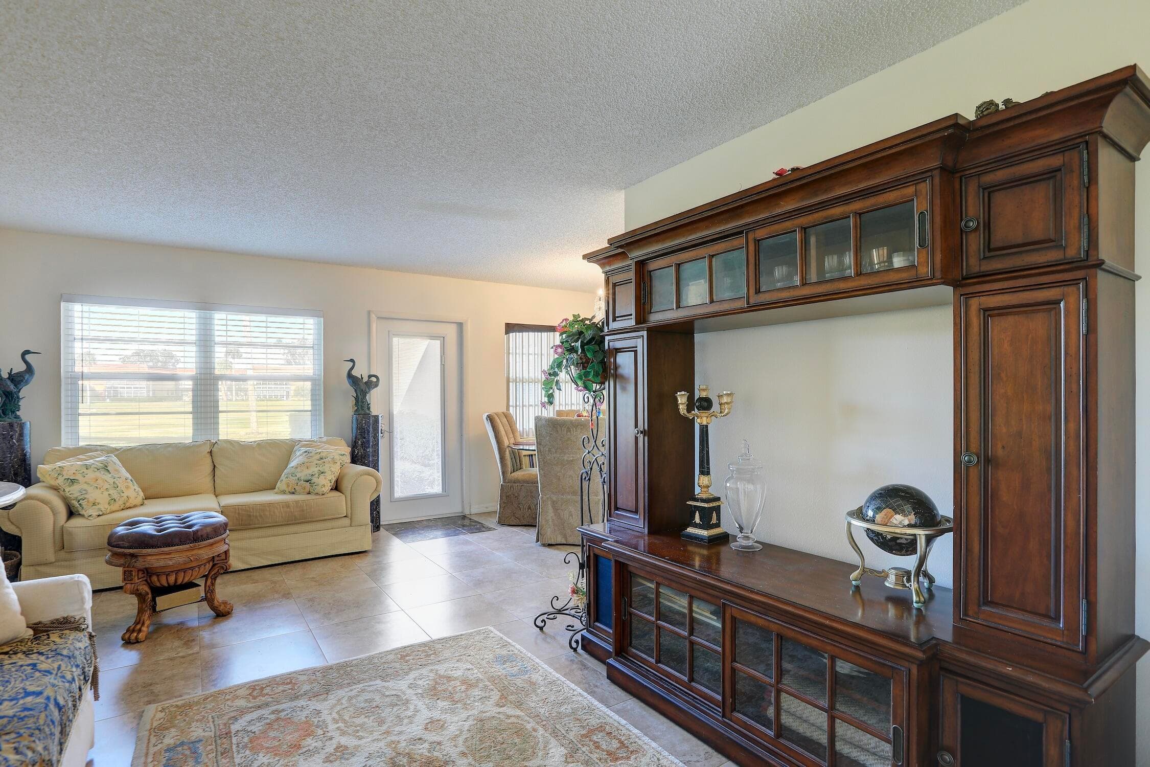 85 Crooked Tree Lane 103, Vero Beach, FL 32962 — photo 4 of 36