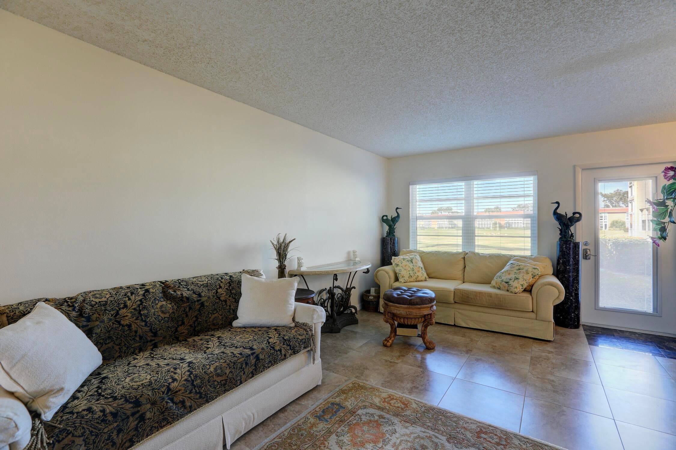 85 Crooked Tree Lane 103, Vero Beach, FL 32962 — photo 9 of 36