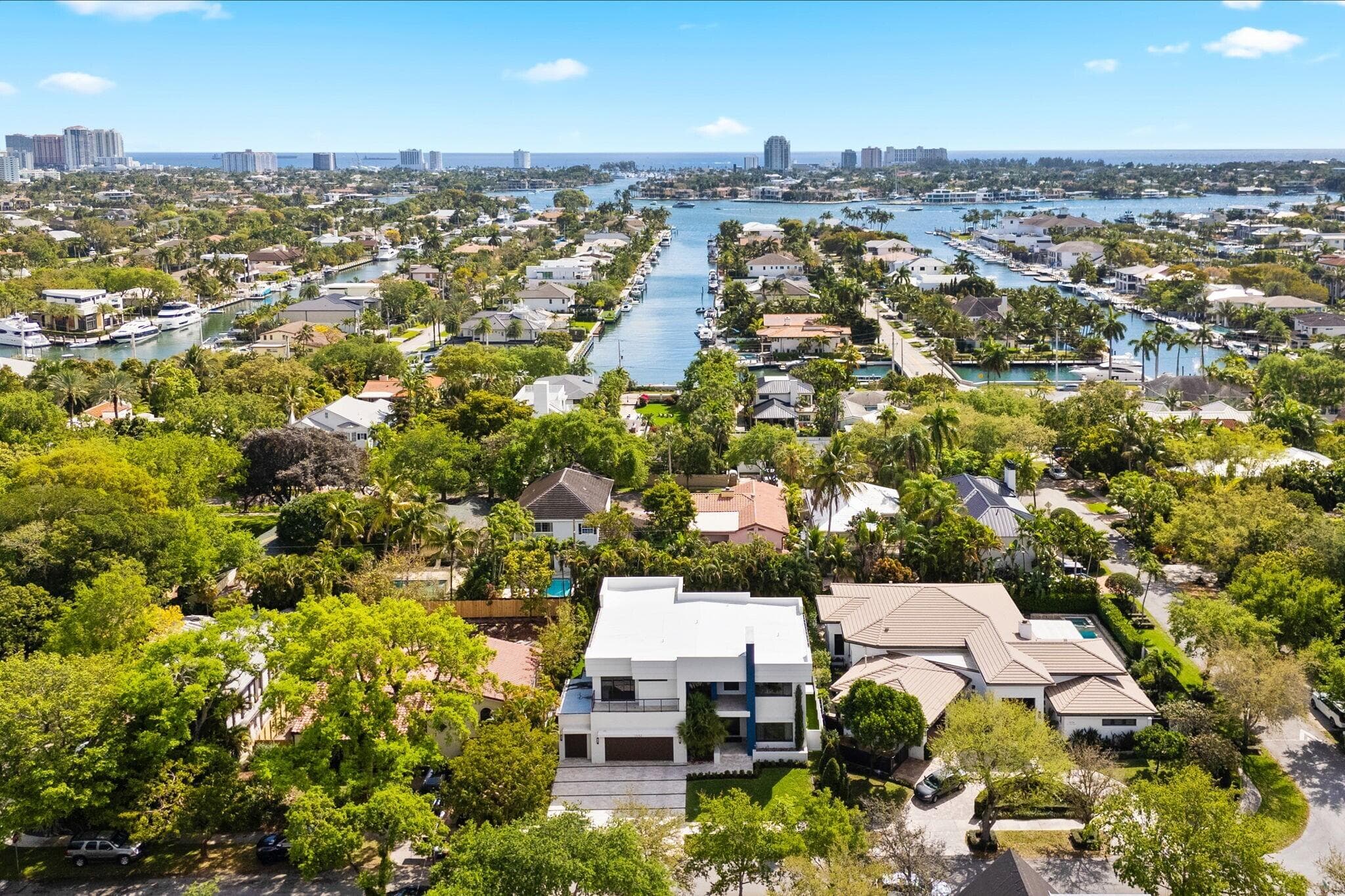 1032 SE 12th Way, Fort Lauderdale, FL 33316 — photo 39 of 42