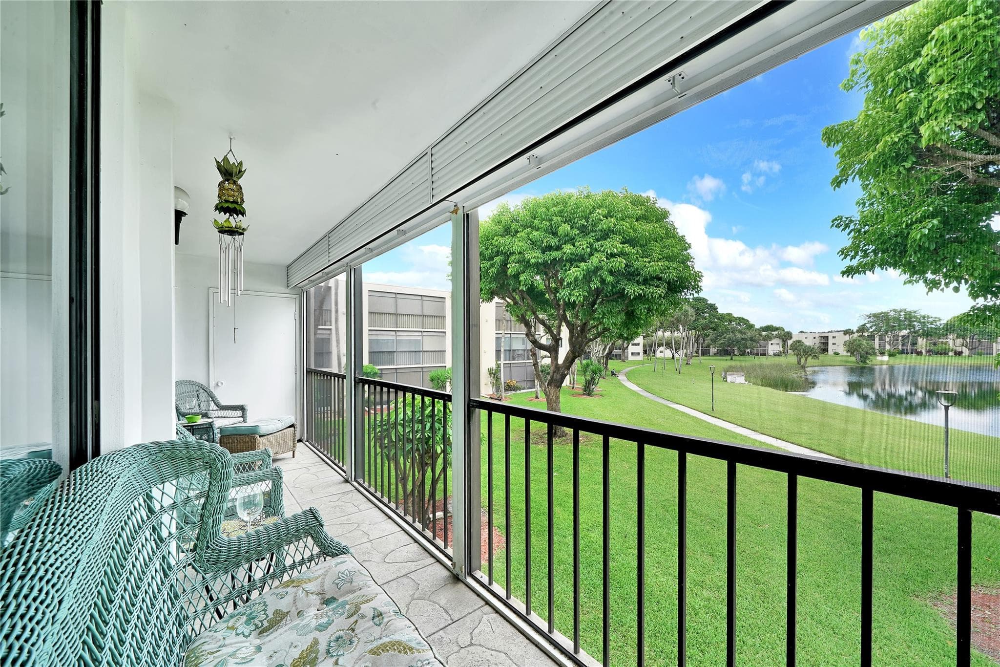5250 Las Verdes Circle 212, Delray Beach, FL 33484 — photo 2 of 34