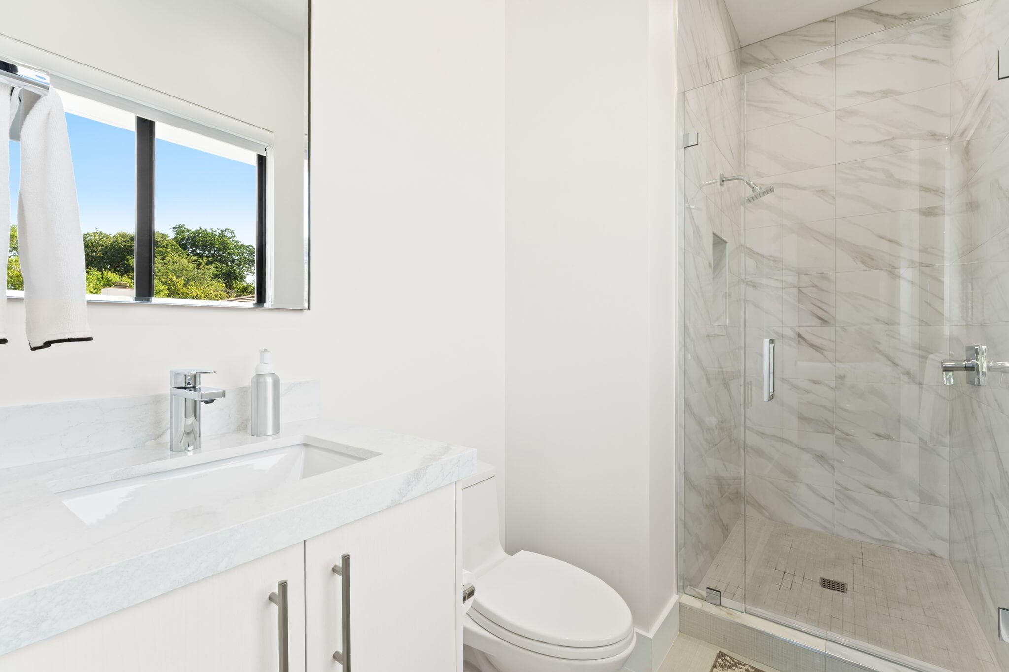 1032 SE 12th Way, Fort Lauderdale, FL 33316 — photo 31 of 42