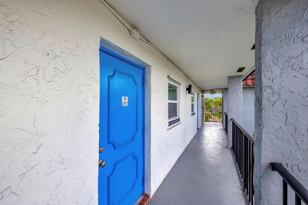 8605 W Sample Road 311, Coral Springs, FL 33065 — photo 5 of 13