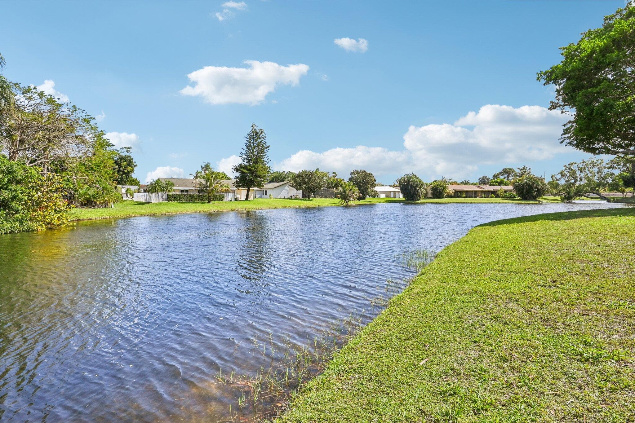 22 Via De Casas 103, Boynton Beach, FL 33426 — photo 4 of 30