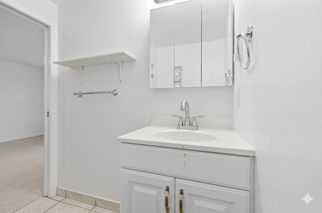 9001 N Lake Dasha Drive, Plantation, FL 33324 — photo 58 of 76