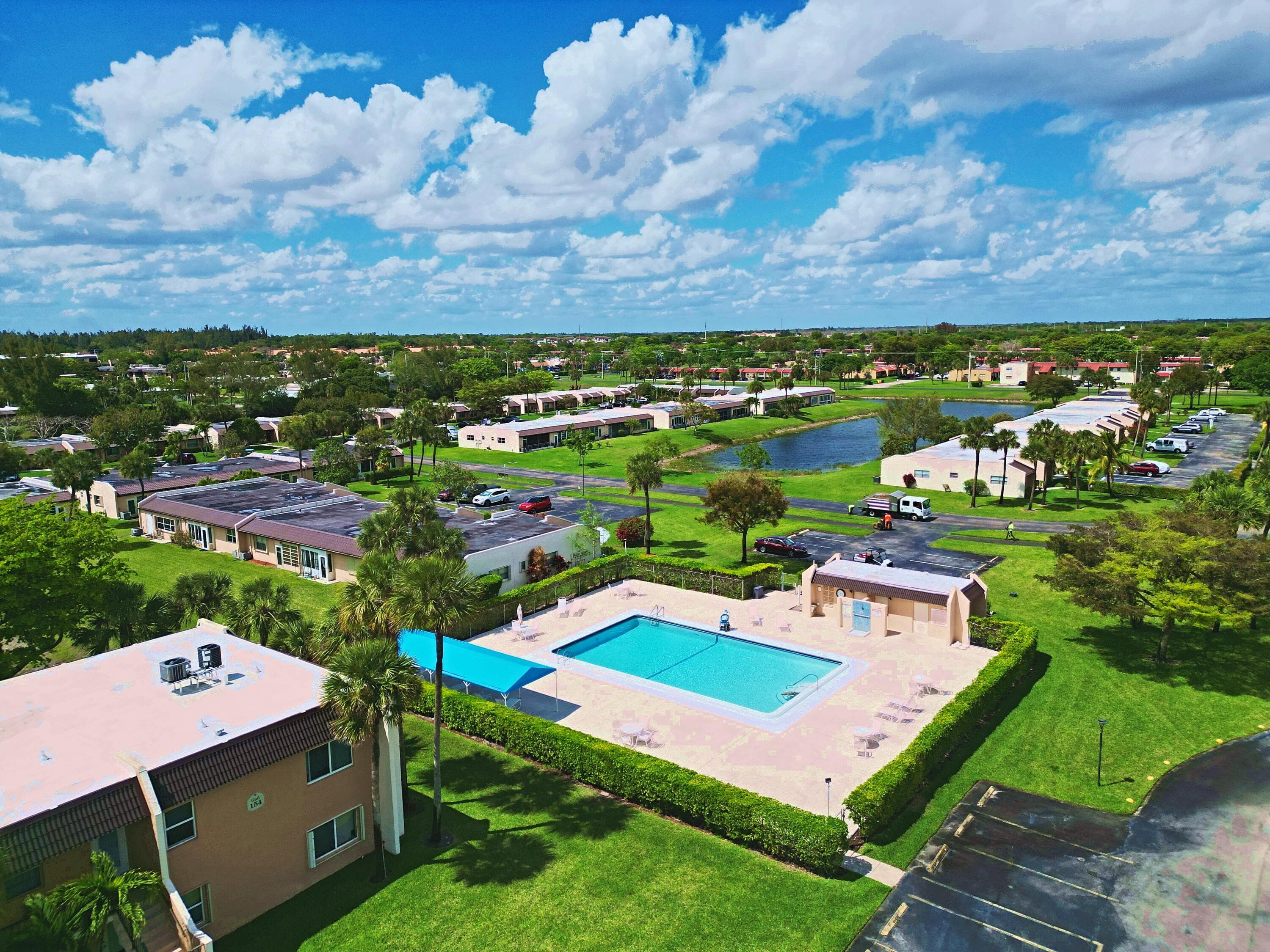 140 Lake Meryl Drive Apt 233, West Palm Beach, FL 33411 — photo 5 of 34