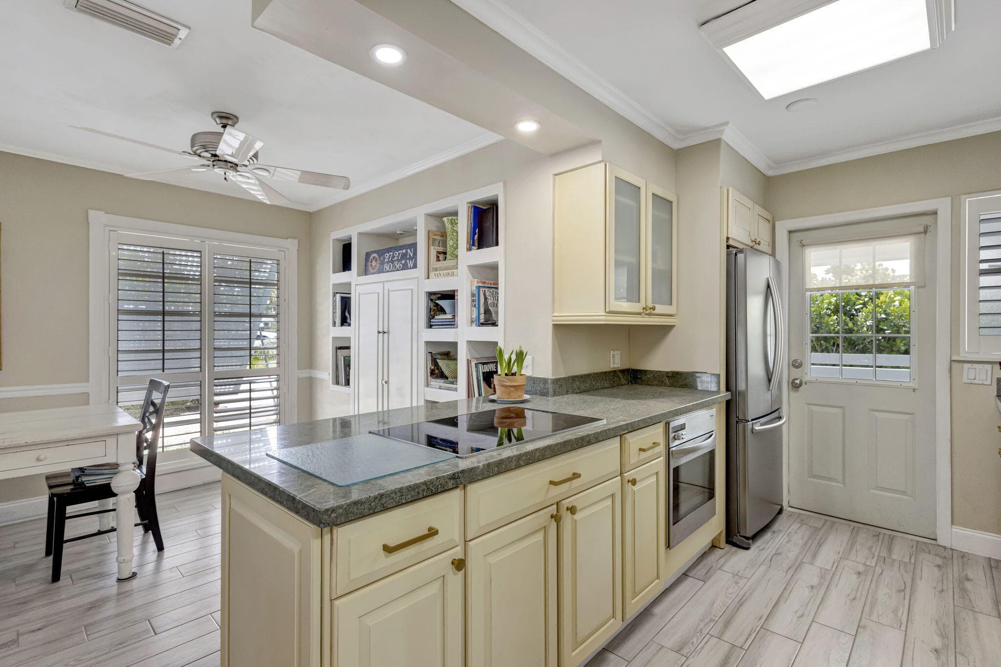 2940 SE Treasure Island Road, Port St. Lucie, FL 34952 — photo 16 of 63