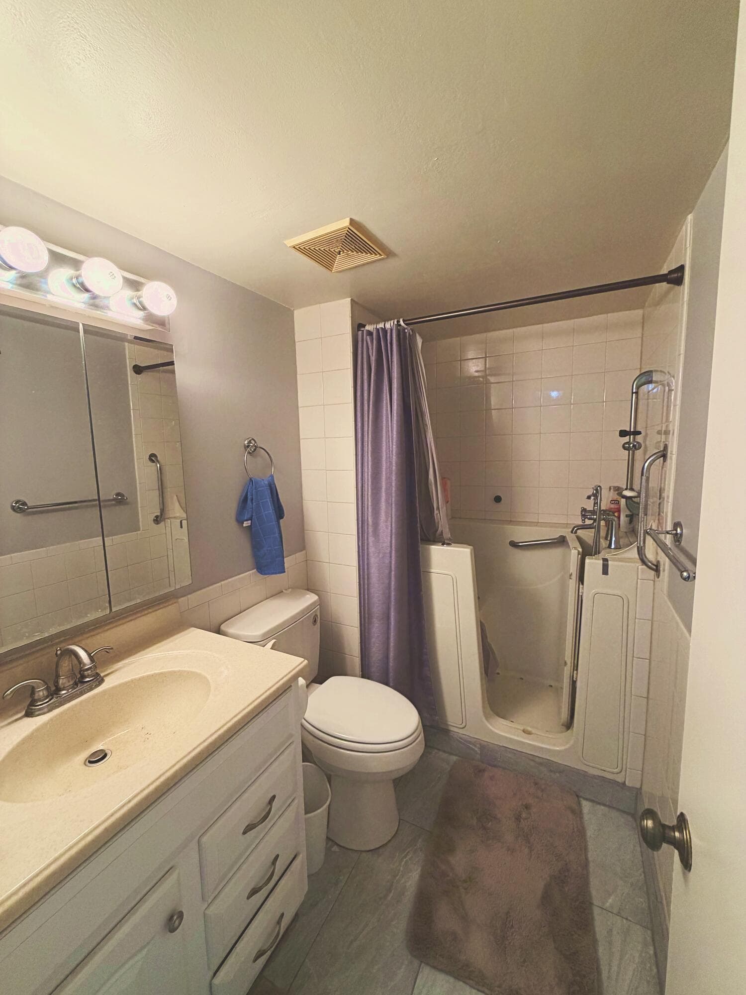 140 Lake Meryl Drive Apt 233, West Palm Beach, FL 33411 — photo 23 of 34