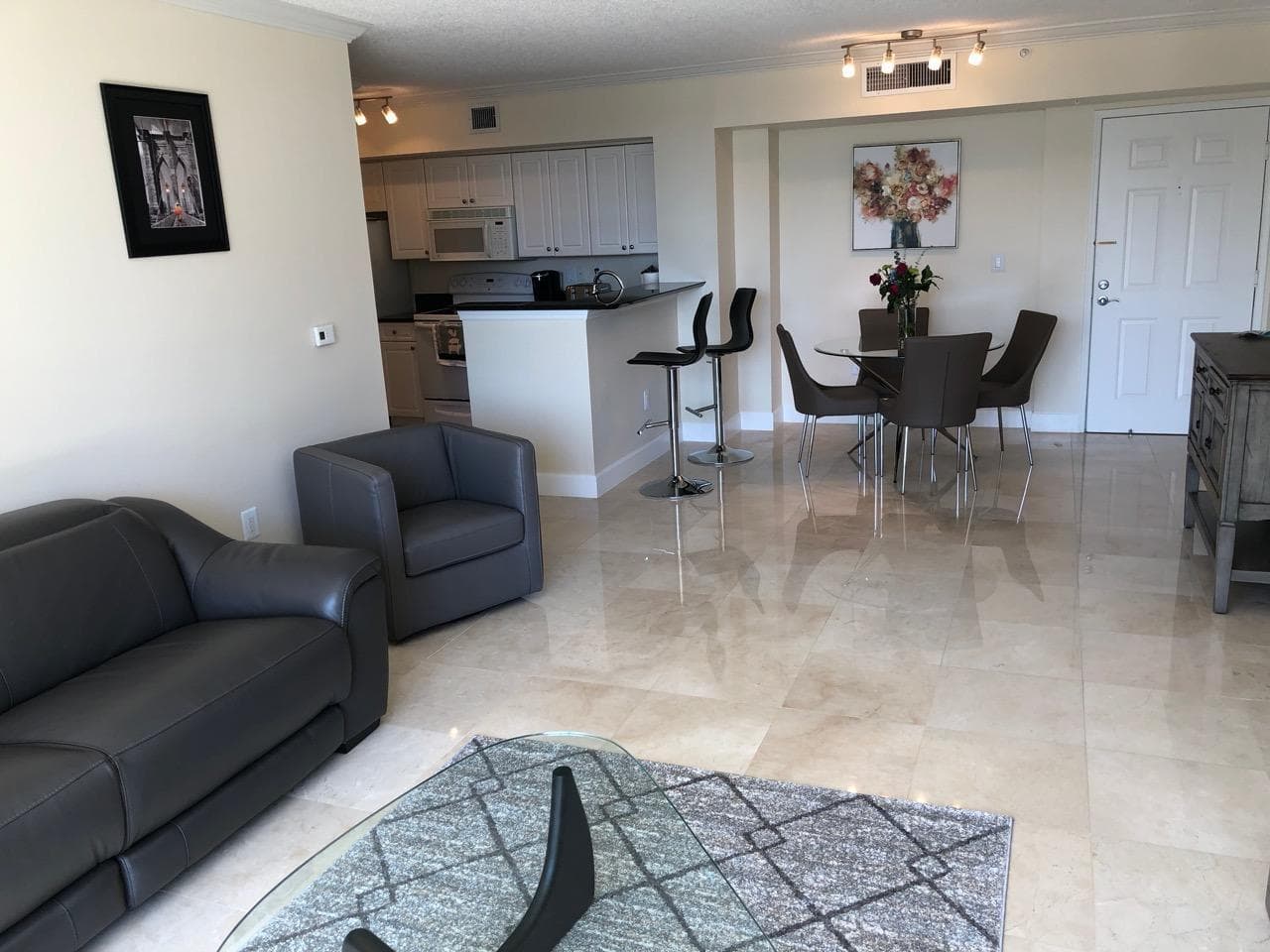 651 Okeechobee Boulevard 401, West Palm Beach, FL 33401 — photo 3 of 41