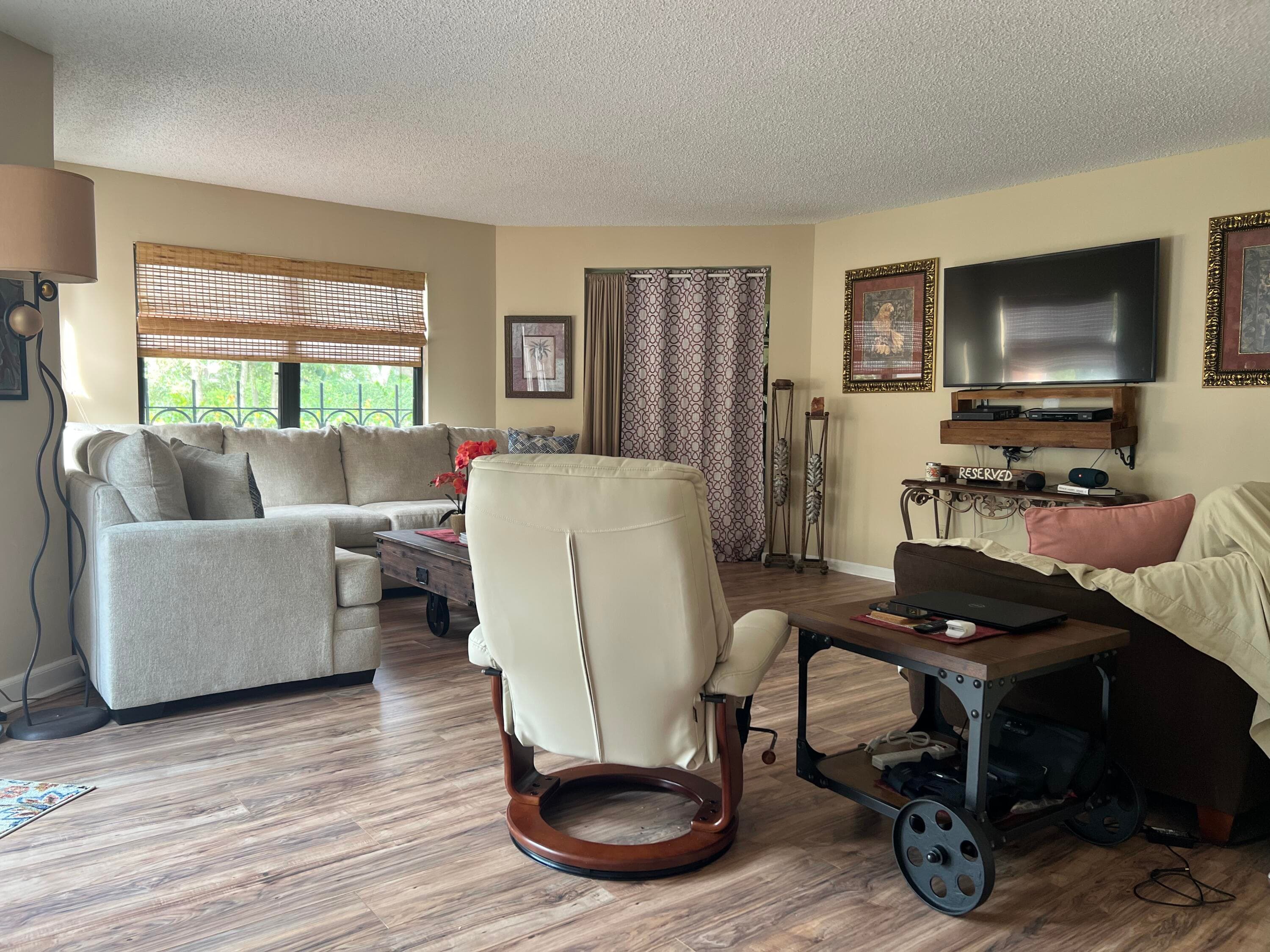 13 Uno Lago Drive, Juno Beach, FL 33408 — photo 5 of 28