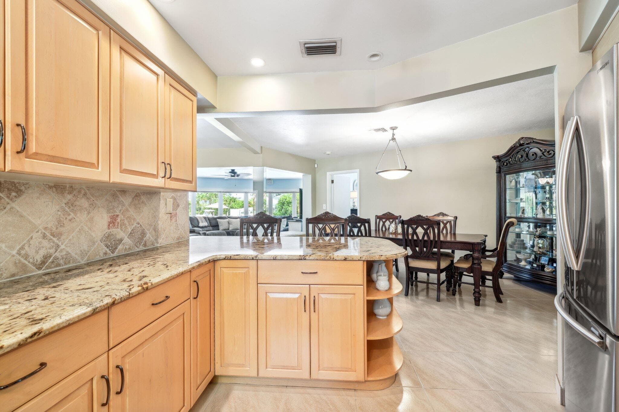910 Banyan Drive, Delray Beach, FL 33483 — photo 32 of 53