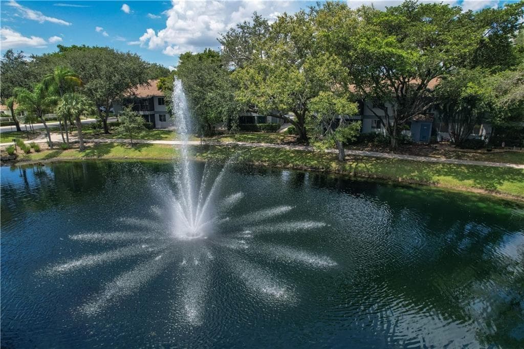 2729 S Oakland Forest Drive 102, Oakland Park, FL 33309 — photo 14 of 16