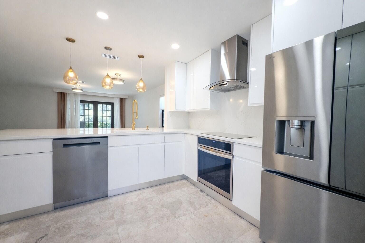 576 Westree Lane, Plantation, FL 33324 — photo 4 of 28