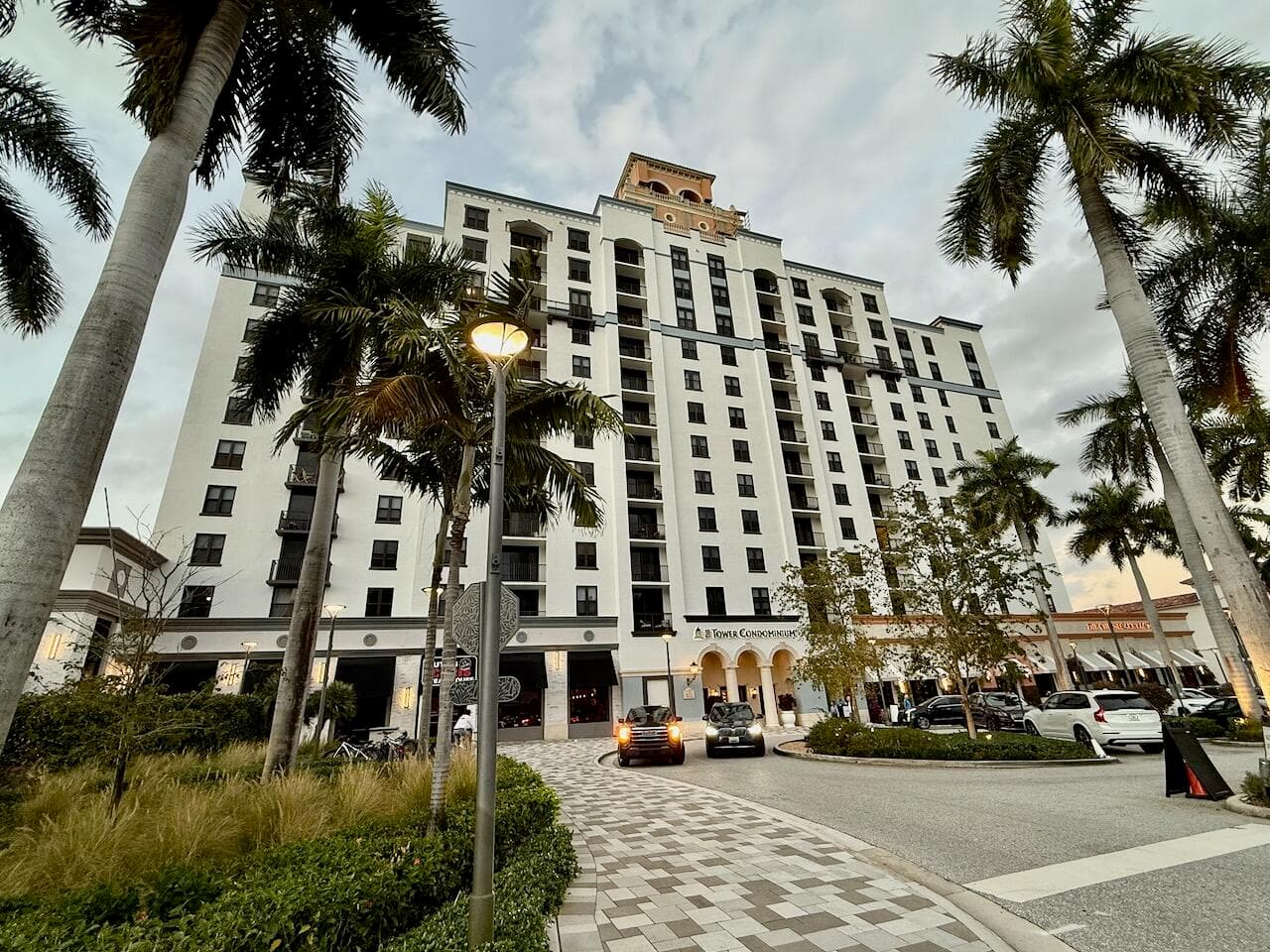651 Okeechobee Boulevard 401, West Palm Beach, FL 33401 — photo 1 of 41